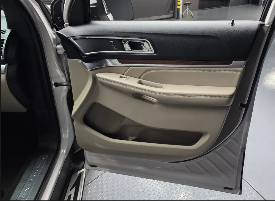 1FM5K8FH0KGA74679, Ford Explorer 2018, SOLD